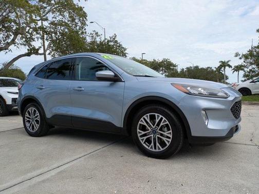 2022 Ford Escape SEL