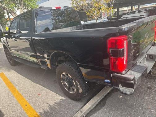 2023 Ford F-350 Lariat