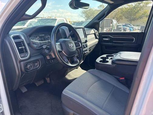 2024 RAM 3500 Big Horn Crew Cab 4x4 8' Box