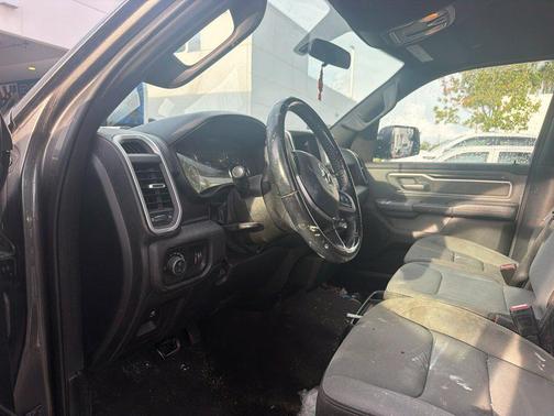 Granite Crystal Metallic Clearcoat 2022 RAM 1500 Big Horn/Lone Star