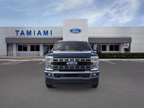 2025 Ford F-350 XLT