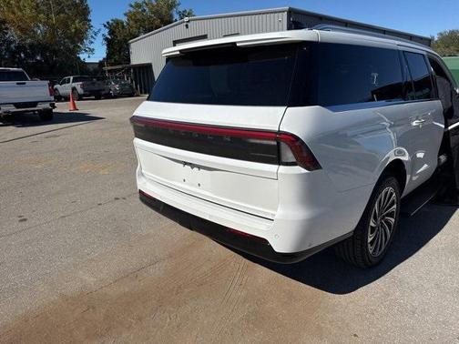 2025 Lincoln Navigator Black Label