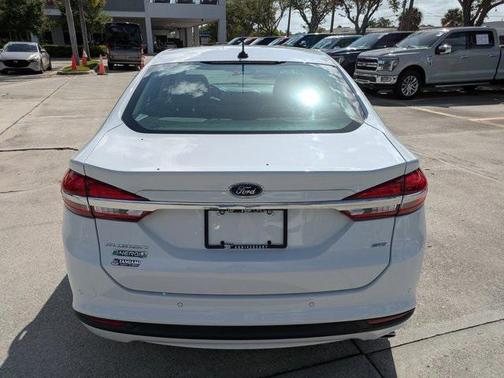 2018 Ford Fusion Energi SE Luxury
