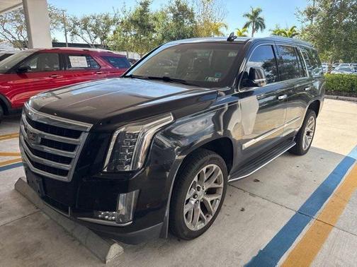 2017 Cadillac Escalade Luxury