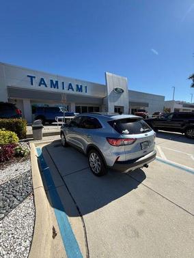 2022 Ford Escape Titanium