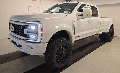Oxford White 2026 Ford F-450 Lariat