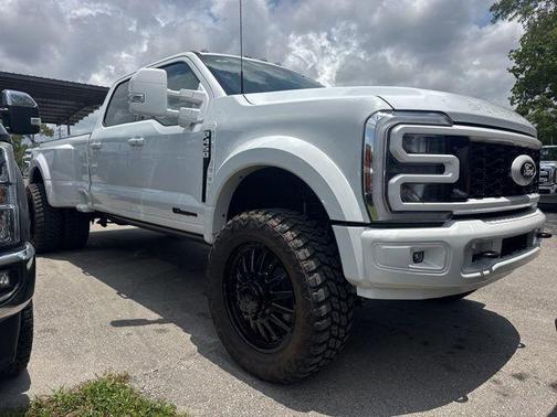 OXFORD WHITE 2026 Ford F-450 Lariat