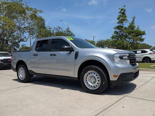 2022 Ford Maverick XL