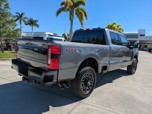 2025 Ford F-350 Platinum