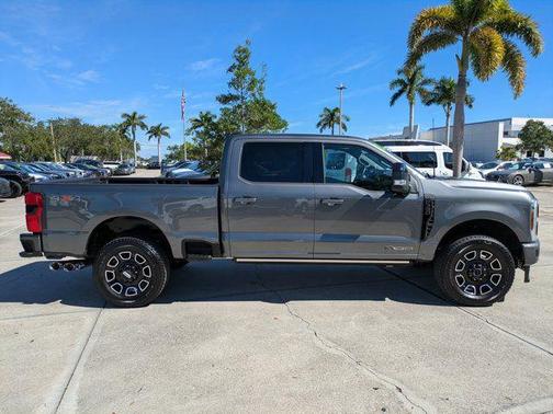 2025 Ford F-350 Platinum