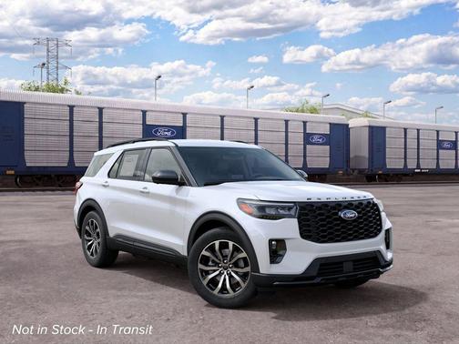 Star White Metallic Tri-Coat 2027 Ford Explorer ST-Line