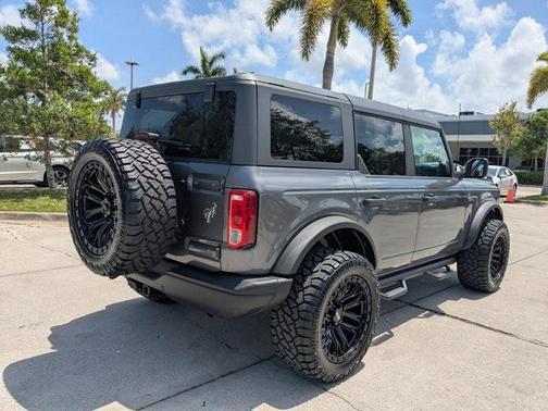 2022 Ford Bronco Black Diamond