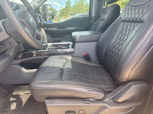 CARBONIZED GRAY 2024 Ford F-250 XLT