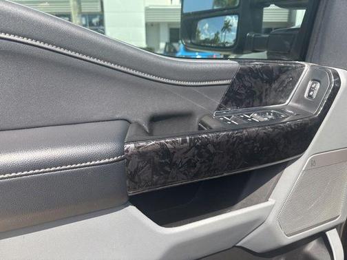 CARBONIZED GRAY 2024 Ford F-250 XLT