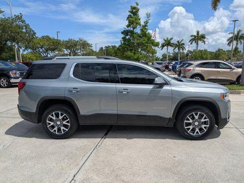 Sterling Metallic 2023 GMC Acadia FWD SLT