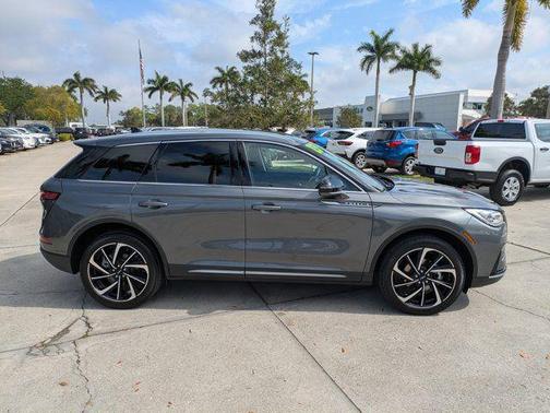 2023 Lincoln Corsair Reserve