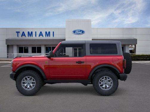 RUBY RED MET TNTD CLEARCOAT 2025 Ford Bronco Badlands
