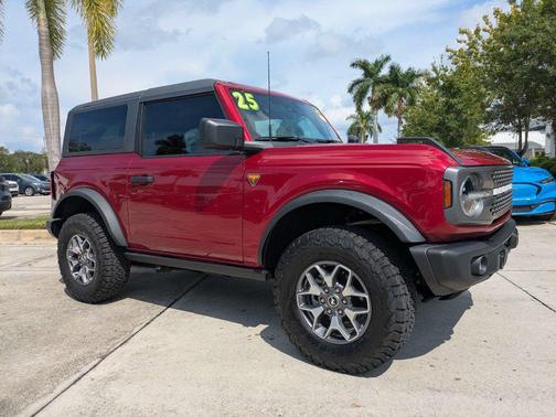 Ruby Red Metallic Tinted Clearcoat 2025 Ford Bronco Badlands