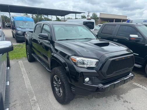 Black 2016 Toyota Tacoma TRD Sport