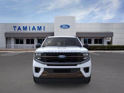 Oxford White 2026 Ford Expedition Max King Ranch