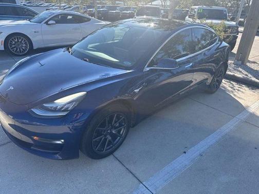 2019 Tesla Model 3 Mid Range