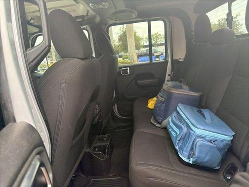 2023 Jeep Gladiator Sport S