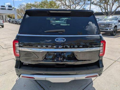 2023 Ford Expedition Platinum
