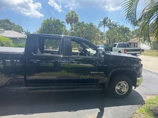 2025 Chevrolet Silverado 3500 LT