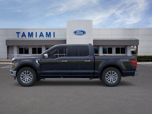 AGATE BLACK METALLIC 2026 Ford F-150 XLT