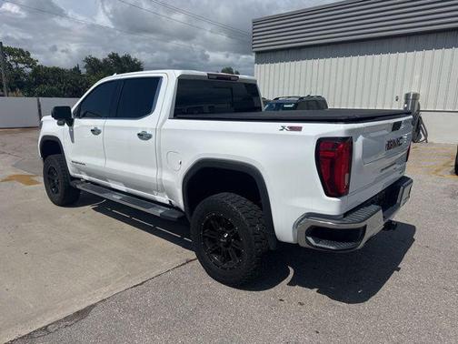 Summit White 2019 GMC Sierra 1500 SLT