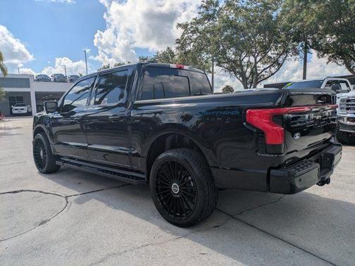 Agate Black Metallic 2024 Ford F-150 Lightning LARIAT