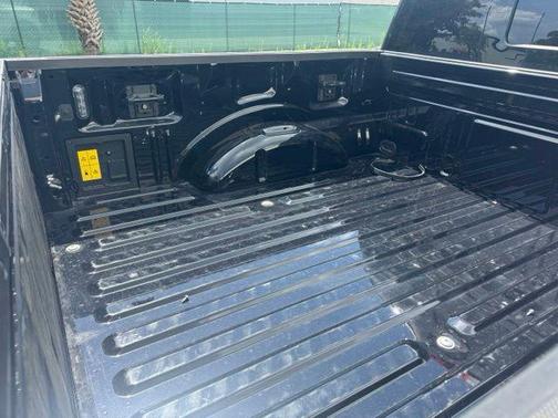 Agate Black Metallic 2024 Ford F-150 Lightning LARIAT