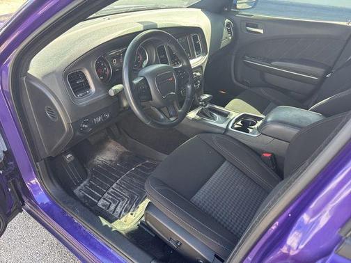 Plum Crazy Pearlcoat 2023 Dodge Charger SXT