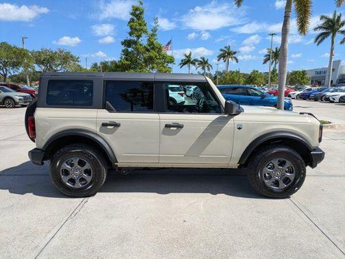 DESERT SAND 2025 Ford Bronco Big Bend