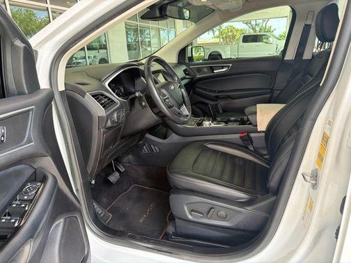 Oxford White 2020 Ford Edge SEL