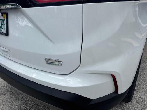 Oxford White 2020 Ford Edge SEL