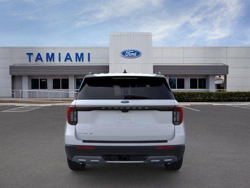 SPACE WHITE METALLIC 2026 Ford Explorer Active