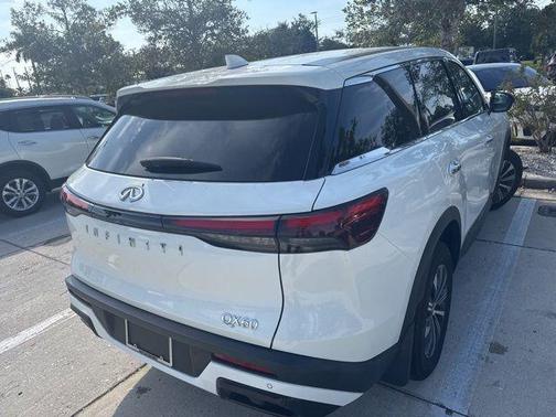 2024 INFINITI QX60 Pure