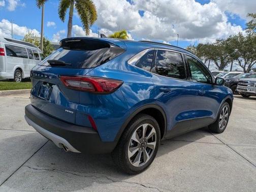 2023 Ford Escape Platinum