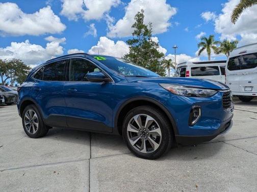 2023 Ford Escape Platinum