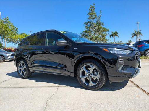 AGATE BLACK METALLIC 2023 Ford Escape ST-Line