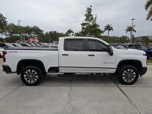 2024 Chevrolet Silverado 2500 Custom