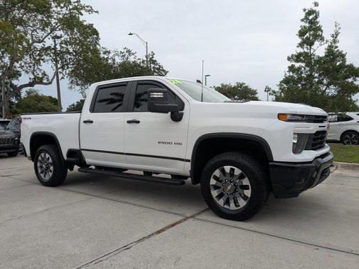 2024 Chevrolet Silverado 2500 Custom