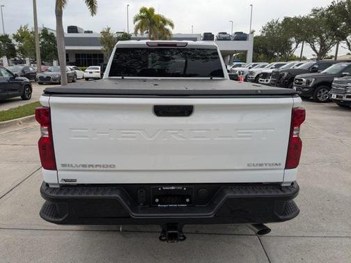 2024 Chevrolet Silverado 2500 Custom