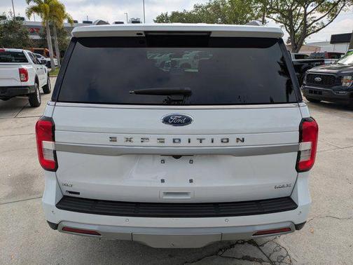 OXFORD WHITE 2024 Ford Expedition Max XLT