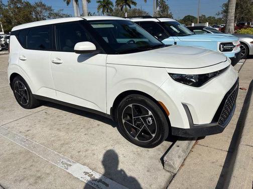 2025 Kia Soul EX