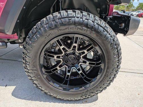 Limited Edition Tuscadero Pearlcoat 2022 Jeep Wrangler Unlimited Sport