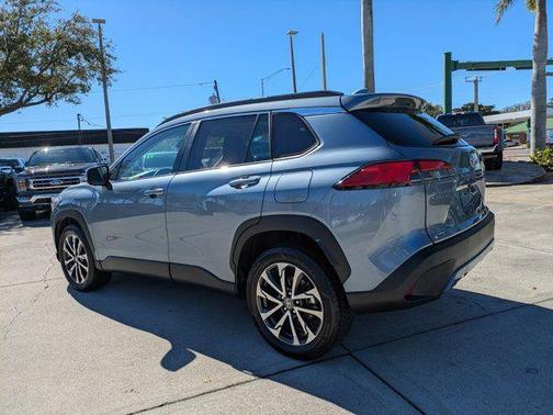 2022 Toyota Corolla Cross XLE