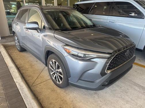 2022 Toyota Corolla Cross XLE