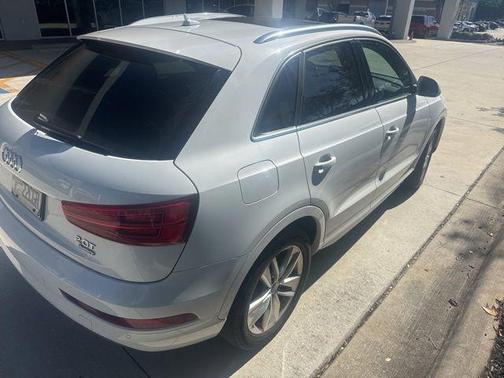 2017 Audi Q3 2.0T Premium Plus